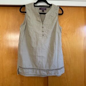 Gloria Vanderbilt Casual